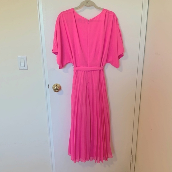 ASOS  💕 🌷 NEON PINK MAXI DRESS. PERFECT FOR ANY OCCASION 🌺 - Picture 3 of 6